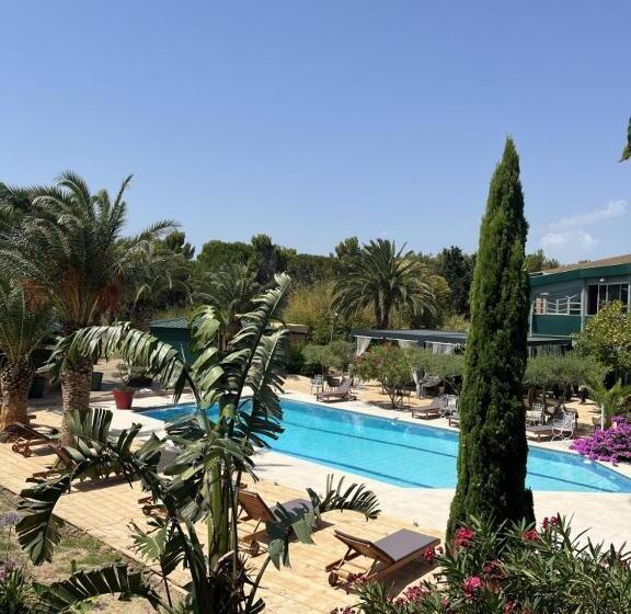 اتاق استاندارد با چشم‌انداز باغ, Tropic Hôtel