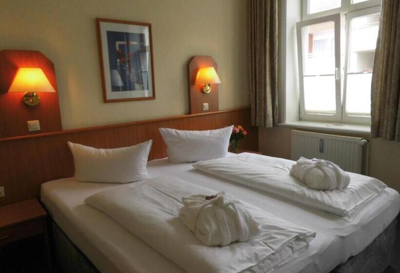 Standard Room, Marin Hotel Sylt