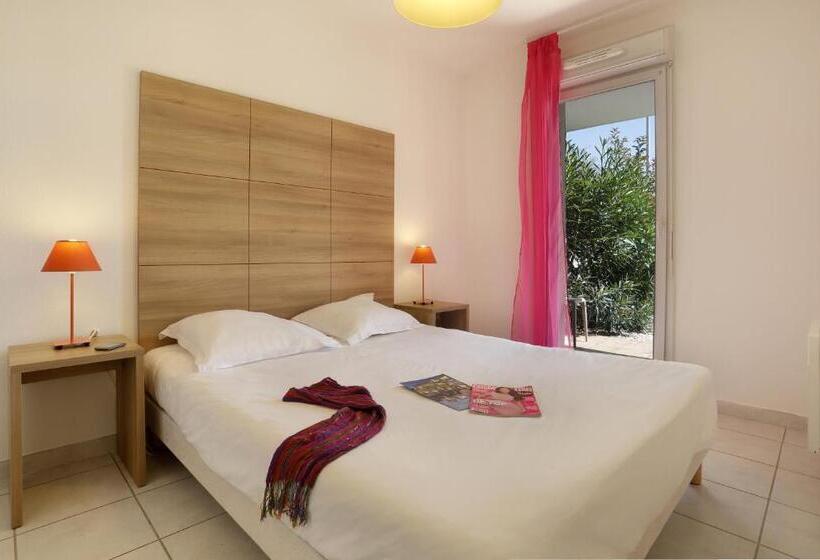 プールビューの２ベッドルームアパート, Vacanceole  Residence Cap Camargue