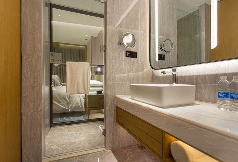 Premium Room City View, Courtyard By Marriott Foshan Gaoming