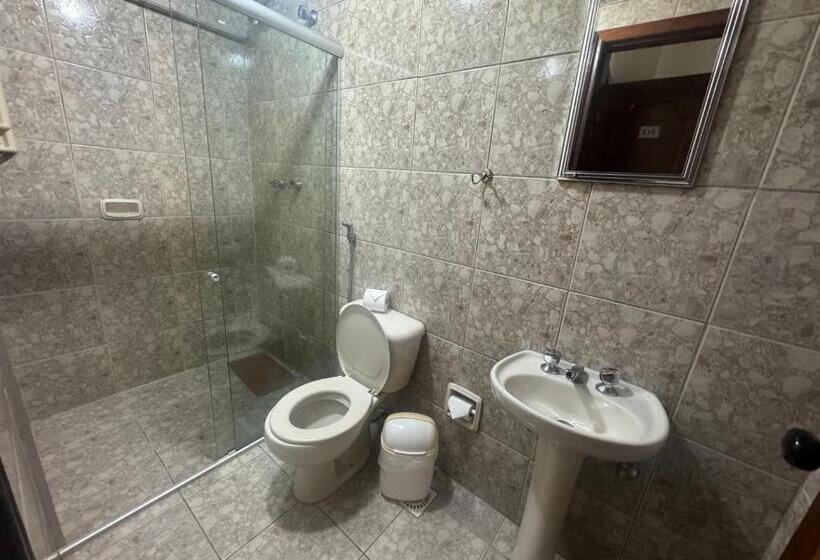 اتاق استاندارد, Garnier