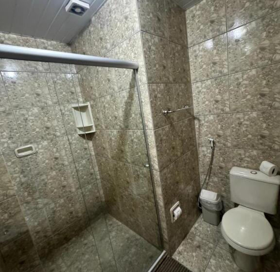 اتاق لوکس, Garnier