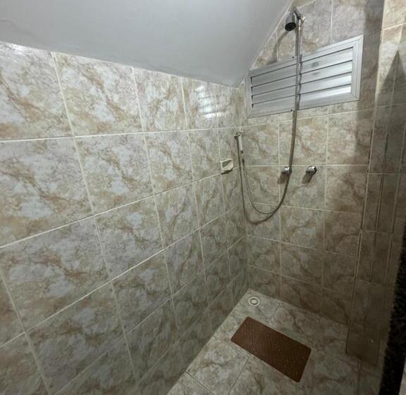 اتاق خانوادگی, Garnier