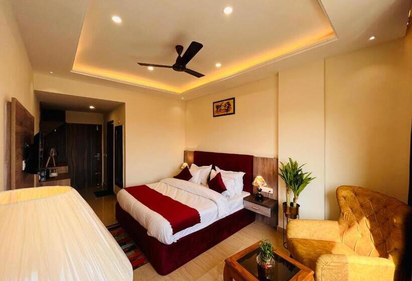 اتاق لوکس, Gange Blossam Resort, Haridwar