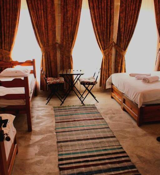 سوئیت با تخت بزرگ, Mons Masius Boutique Hotel Teras