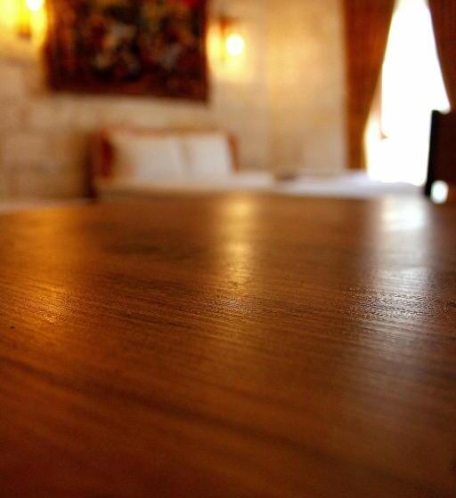 اتاق استاندارد سه نفره, Mons Masius Boutique Hotel Teras