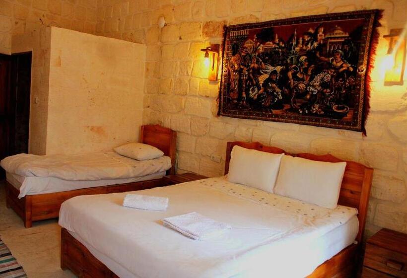 اتاق استاندارد سه نفره, Mons Masius Boutique Hotel Teras