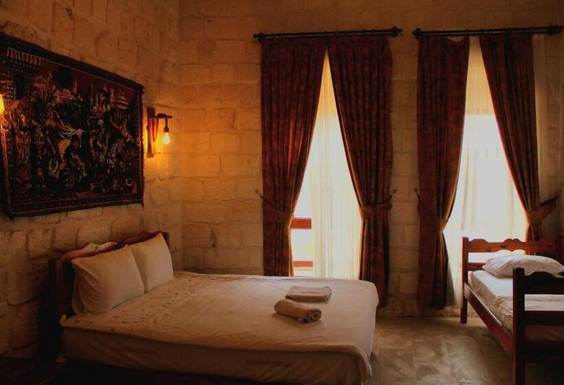اتاق استاندارد سه نفره, Mons Masius Boutique Hotel Teras