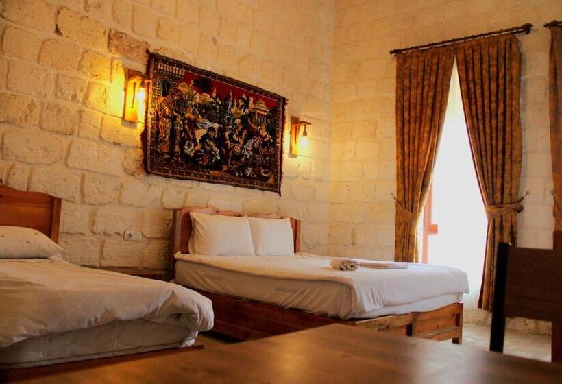 اتاق استاندارد سه نفره, Mons Masius Boutique Hotel Teras