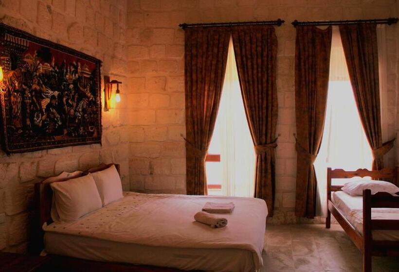 اتاق استاندارد سه نفره, Mons Masius Boutique Hotel Teras