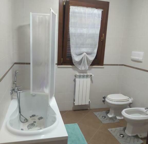 اتاق استاندارد با سرویس بهداشتی مشترک, Villa Levante