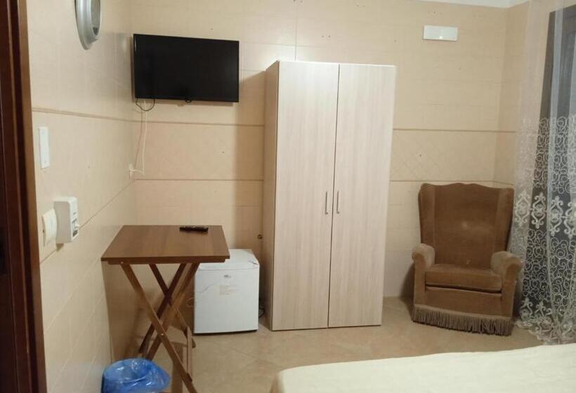 اتاق استاندارد با چشم‌انداز باغ, Villa Levante