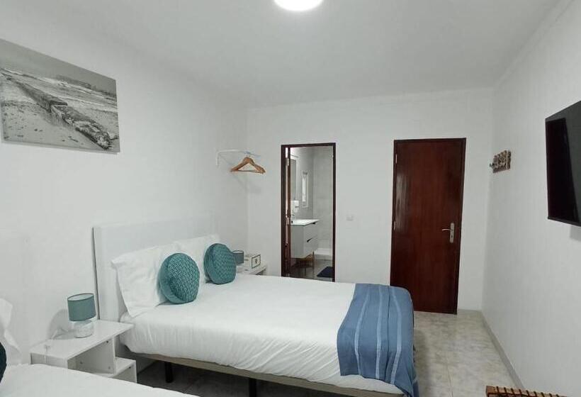 اتاق استاندارد سه تخته با بالکن, Residencial Mira Mar
