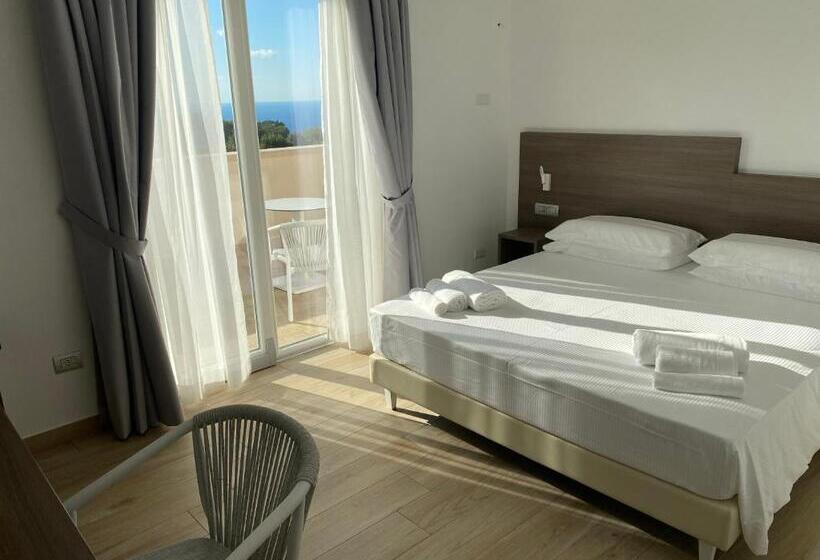 اتاق لوکس با چشم‌انداز دریا, Villa Eirene