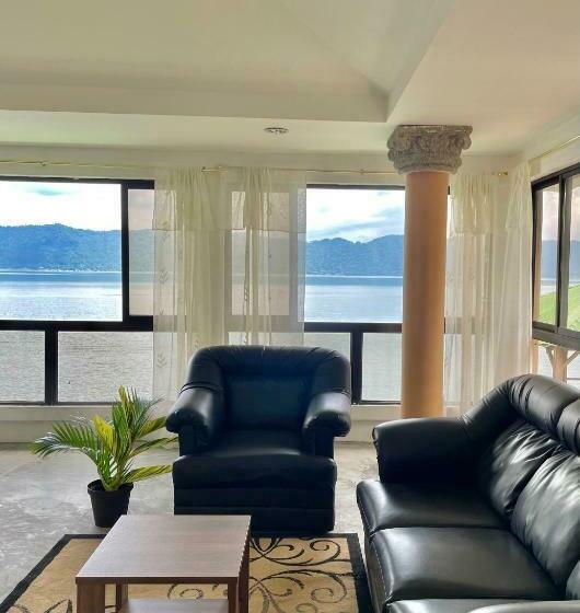 Suite with lake view, Casa Prana, Coatepeque