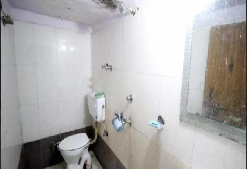 اتاق لوکس, New Agra Guest House By Wb Inn
