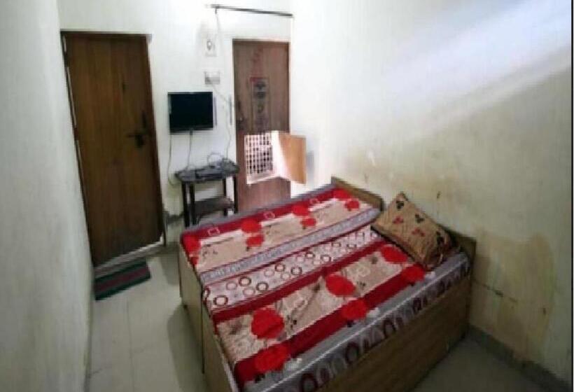 اتاق لوکس, New Agra Guest House By Wb Inn