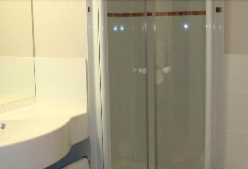 اتاق استاندارد برای معلولان, Ace Hotel Bourges