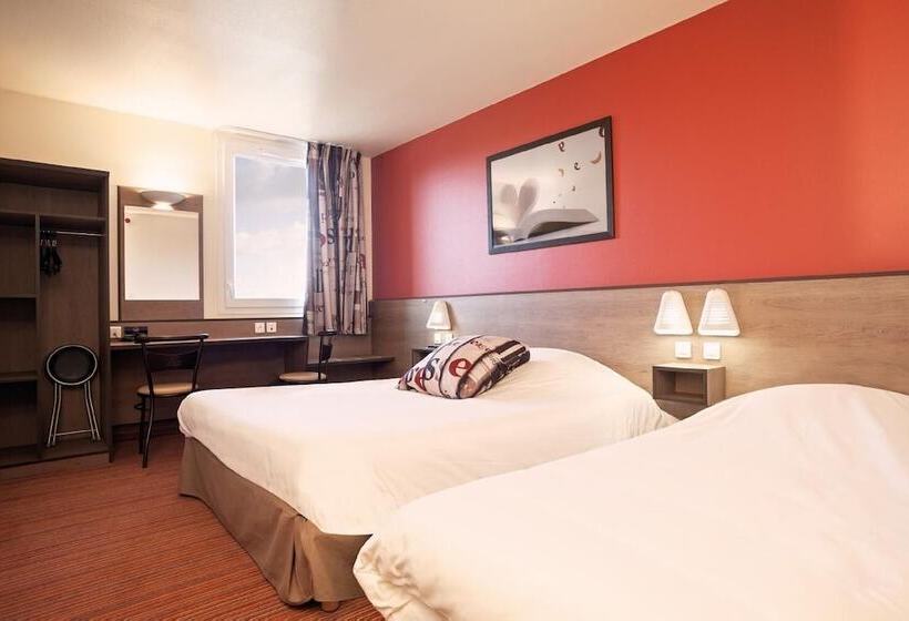 اتاق استاندارد سه نفره, Ace Hotel Bourges