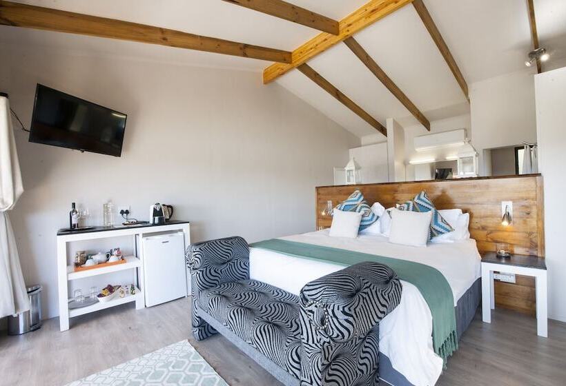 سوییت, Elephant Hide Of Knysna Guest Lodge