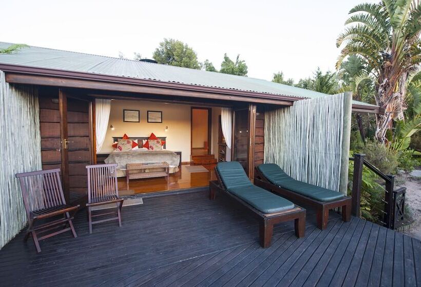 سوییت خانوادگی, Elephant Hide Of Knysna Guest Lodge
