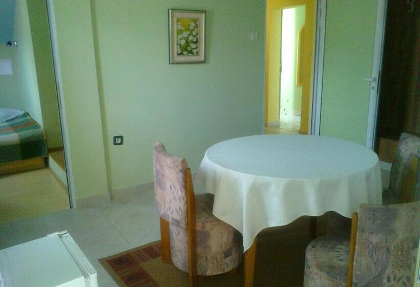 آپارتمان 2 خوابه, Family Hotel Sonata