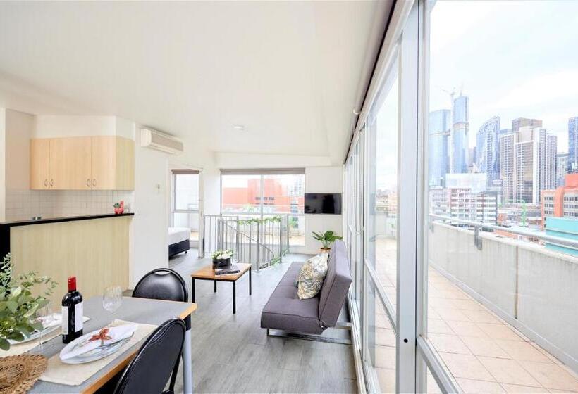 1 Bedroom Penthouse Apartment, Arrow On Swanston