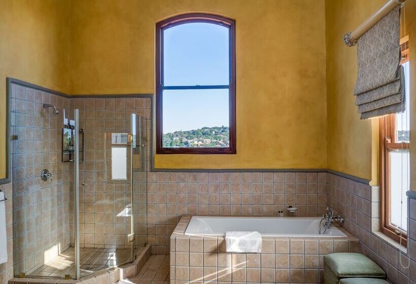 اتاق استاندارد با تراس, Castello Di Monte