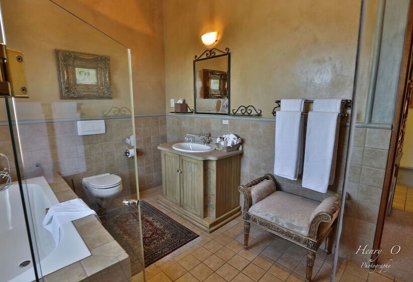 اتاق استاندارد با تراس, Castello Di Monte