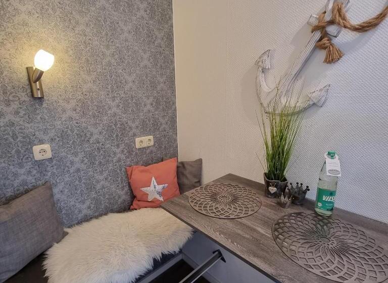 Apartament 1 Dormitori amb Terrassa, Ferienwohnung Und Appartementvermietung Haus Kaiser