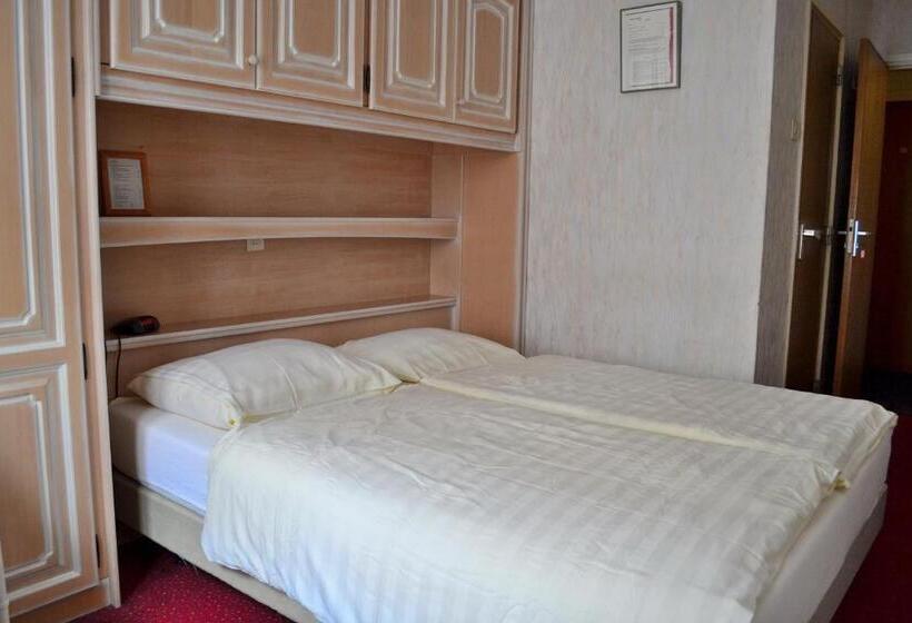 Номер Стандарт, Hostellerie Valckenborgh