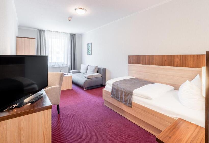 اتاق استاندارد یک نفره, Sporthotel Neuruppin