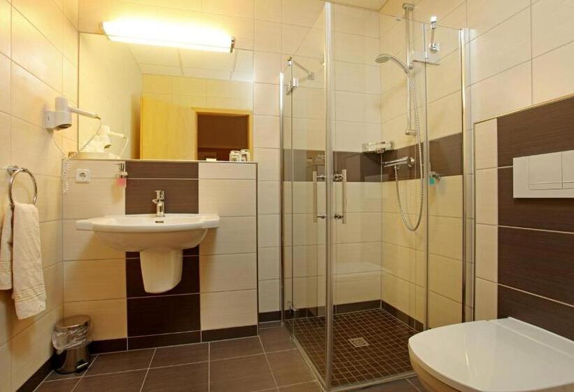 اتاق استاندارد, Sporthotel Neuruppin