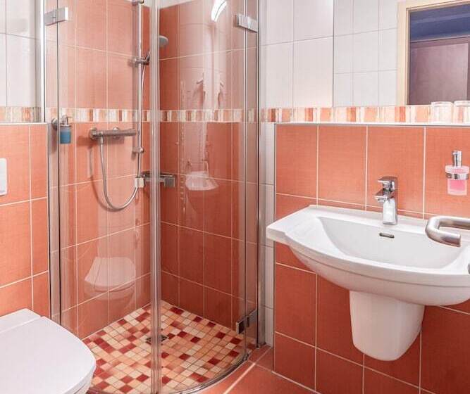 اتاق استاندارد, Sporthotel Neuruppin