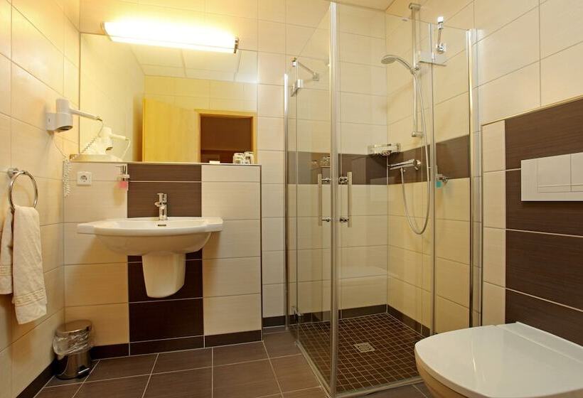 اتاق استاندارد, Sporthotel Neuruppin
