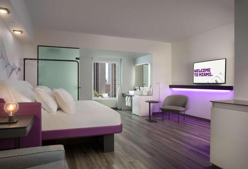 سوییت جونیور, Yotel Miami