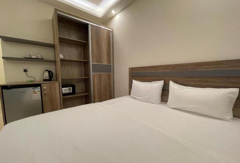 اتاق اساندارد با چشم‌انداز جانبی به دریا, Aster Hotel Aqaba