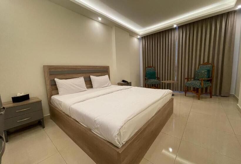 سوییت لوکس, Aster Hotel Aqaba