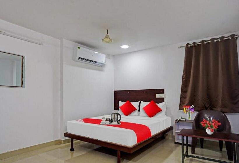 اتاق استاندارد, O Sai Krishna Residency
