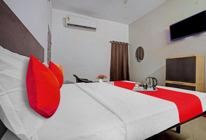 اتاق استاندارد, O Sai Krishna Residency