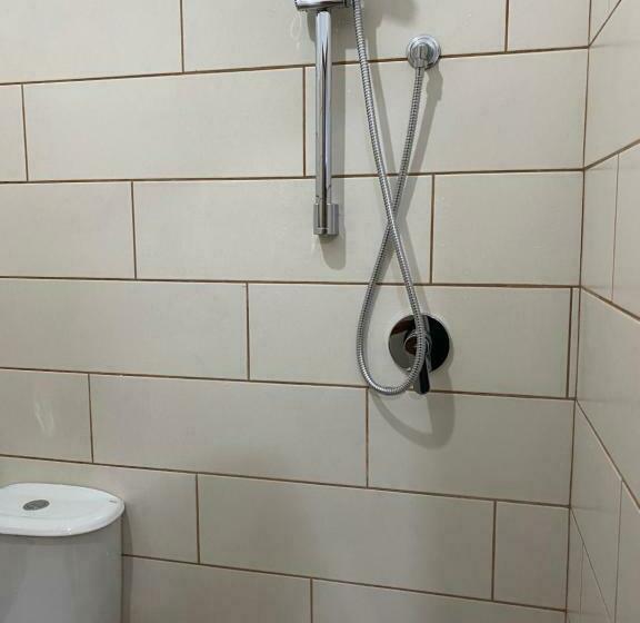 اتاق استاندارد سه نفره, Rupa Guest House Camping Shkoder