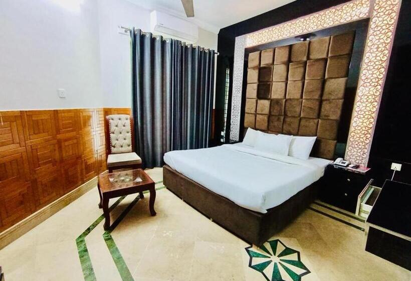 اتاق لوکس, Hayat Grand Guest House