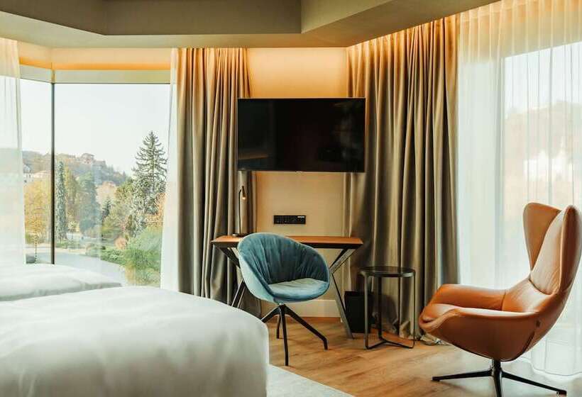 سوییت جونیور, Radisson Blu Aurum Hotel, Brasov