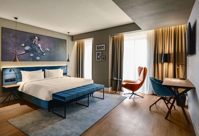 اتاق پریمیوم با بالکن, Radisson Blu Aurum Hotel, Brasov