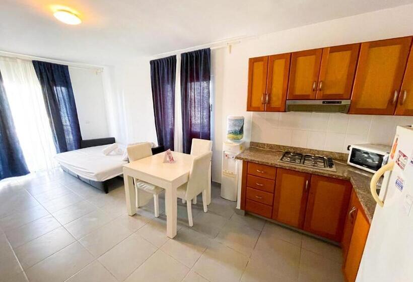 سوئیت پرزیدنت, Tropicana Sol Caribes Studios Suites Hotel Beach & Pool & Spa