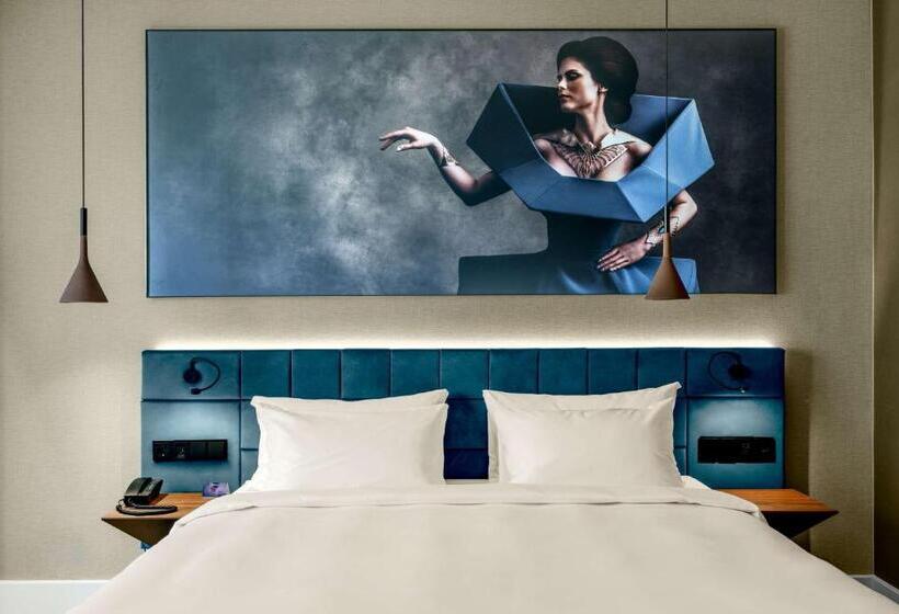اتاق استاندارد با بالکن, Radisson Blu Aurum Hotel, Brasov