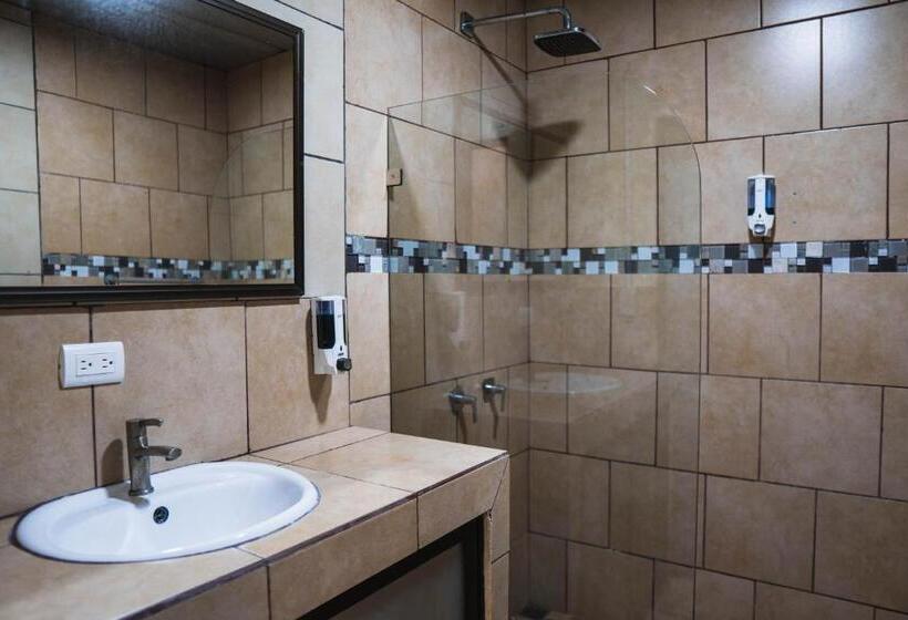 ویلای لوکس 1 خوابه, Villas Y Glampings Mya  Puerto Viejo, Limon, Cr