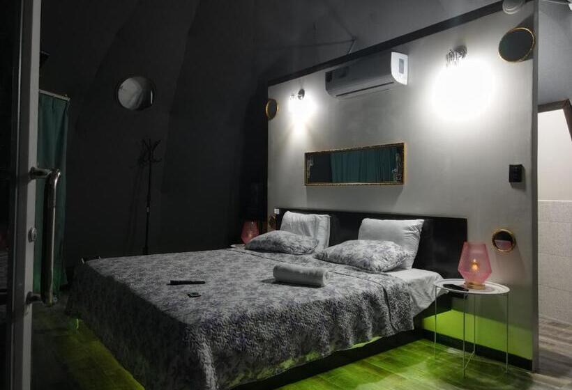 چادر با خدمات رفاهی پایه, Villas Y Glampings Mya  Puerto Viejo, Limon, Cr