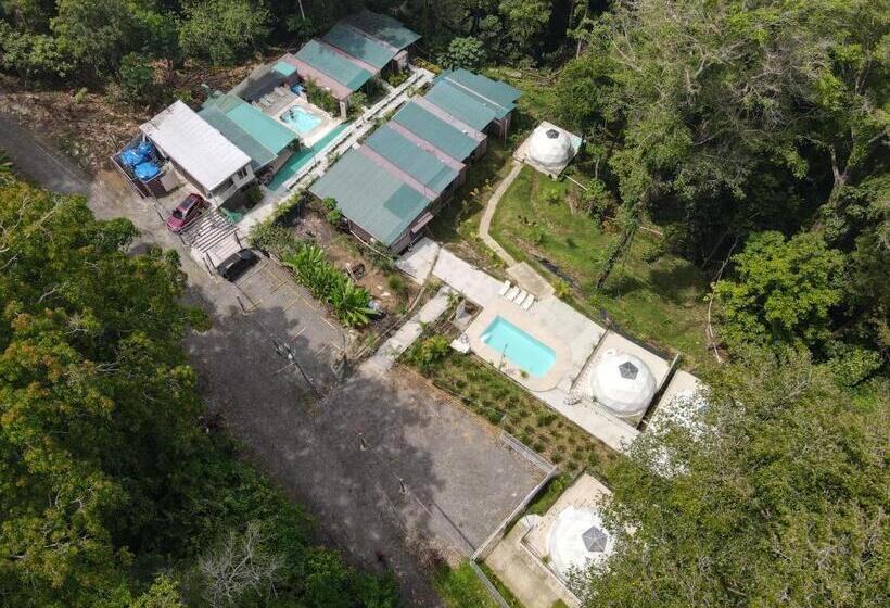 چادر با خدمات رفاهی پایه, Villas Y Glampings Mya  Puerto Viejo, Limon, Cr