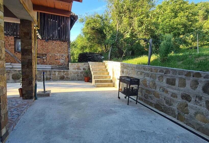 خانه 4 خوابه, Casa Hera